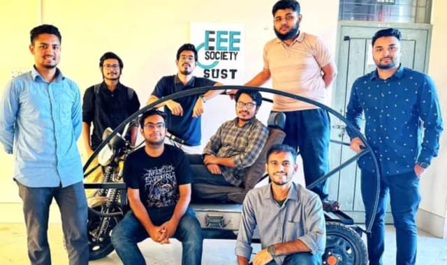 তারহীন চার্জিং গাড়ি তৈরি করল শাবিপ্রবি শিক্ষার্থীরা