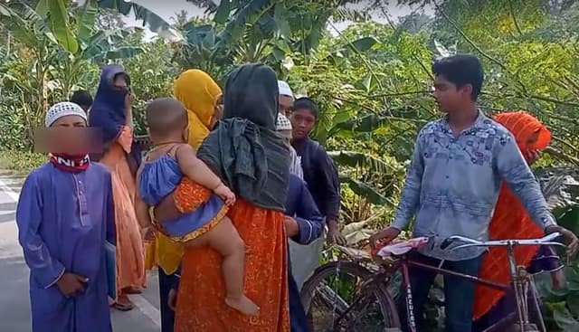 মহেশপুরে ব্রীজের পাশে পড়েছিল নবজাতকের মরদেহ
