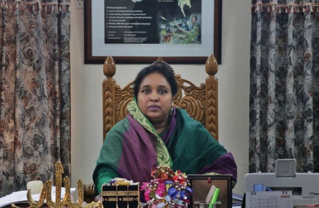 মেয়র আইভী মনোনয়নপত্র নিলেন আ.লীগের