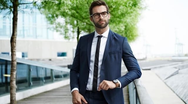 স্মার্ট হতে চান? তাহলে এই অভ্যাসগুলো থাকতেই হবে