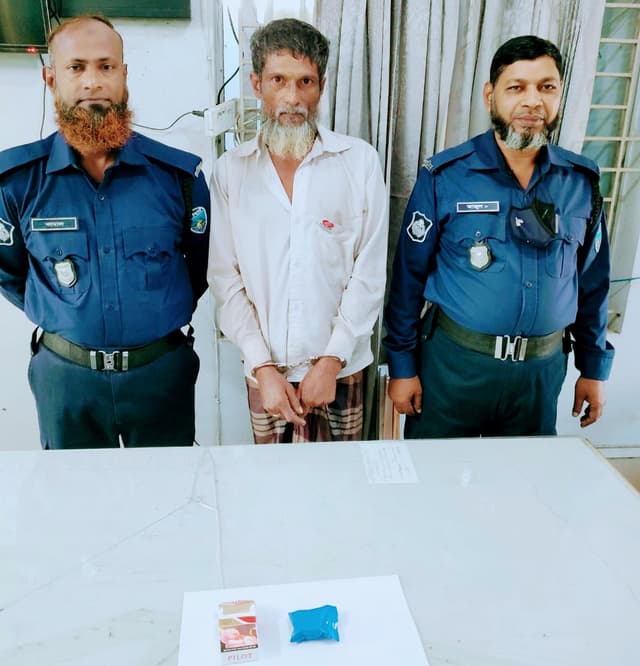 সরাইলে ইয়াবাসহ মাদক ব্যবসায়ী কবির ঠাকুর আটক