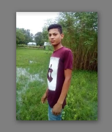 দেবীদ্বারে সড়ক দূর্ঘটনায় বেপড়ুয়া মোটর সাইকেল আরোহী নিহত