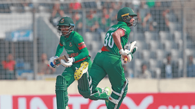 মিরাজ-মাহমুদউল্লাহর রেকর্ড জুটিতে বাংলাদেশের ২৭১