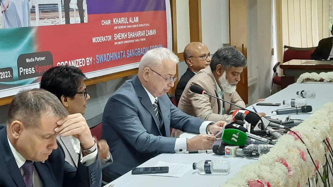 কিছু পশ্চিমা দেশ বাংলাদেশের অভ্যন্তরীণ বিষয়ে হস্তক্ষেপ করছে: রাশিয়ার রাষ্ট্রদূত