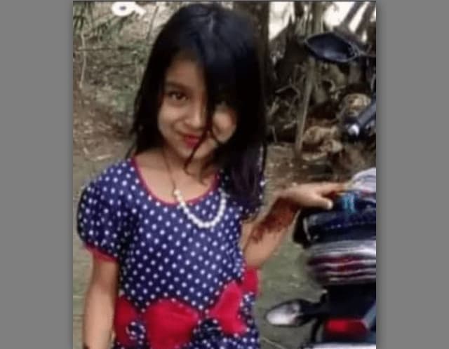 যে আদর করতেন শিশুটিকে ,তিনিই করলেন খুন