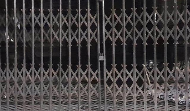 নয়াপল্টনের সর্বশেষ চিত্র! নিস্তব্ধ কার্যালয়