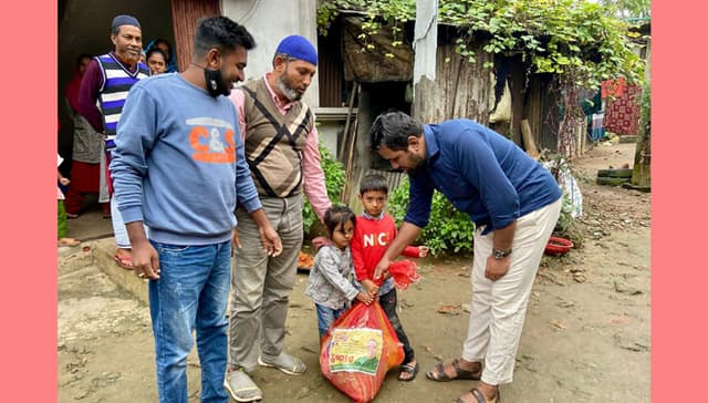 মৌলভীবাজারে কারাবন্দী নেতা-কর্মীদের বাসা-বাড়ীতে পৌঁছে দেয়া হচ্ছে খাদ্য সামগ্রী