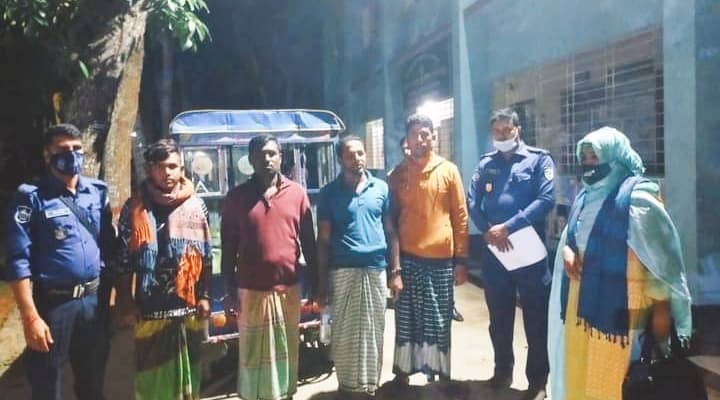 আজমিরীগঞ্জে কালনী নদীর তলদেশ থেকে বালু উত্তোলনের দায়ে ৪ ব্যাক্তির কারাদন্ড