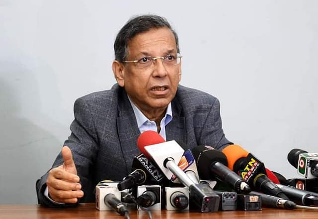 খালেদা জিয়ার বিদেশে যাওয়ার সিদ্ধান্ত জানতে অপেক্ষা করুন :আইনমন্ত্রী