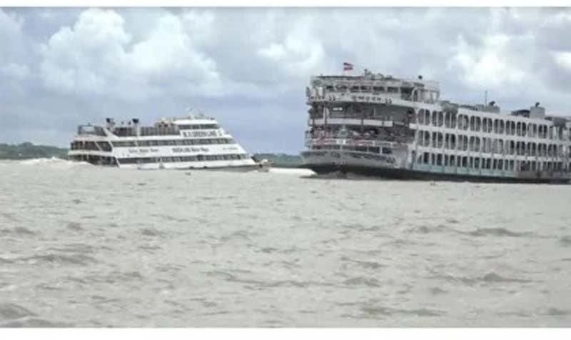 বরিশাল-ঢাকা নৌপথে ডুবচরে ঝুঁকি, দুর্ঘটনা এড়াতে শুরু হচ্ছে ড্রেজিং