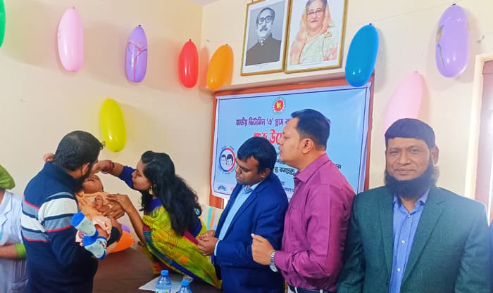 কাউখালীতে জাতীয় ভিটামিন এ প্লাস ক্যাম্পেইন উদ্বোধন