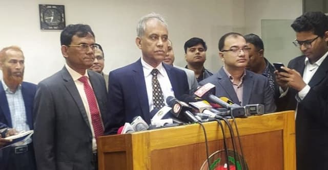 রাজনৈতিক দলের সভা-সমাবেশ করা নিয়ে সমাধান দিলেন ইসি