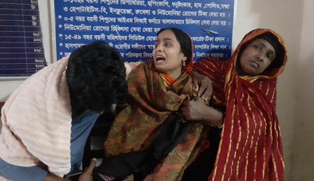 নেছারাবাদে খেলার ছলে গলায় ফাঁস পড়ে শিশুর মৃত্যু