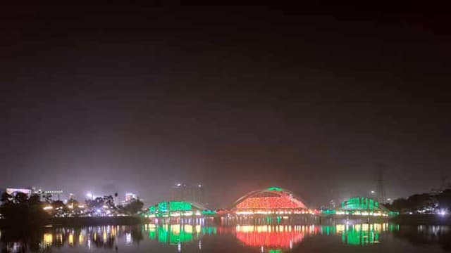 হাতিরঝিলে বিজয় দিবসের কনসার্টে সংঘর্ষ, আহত ওসি