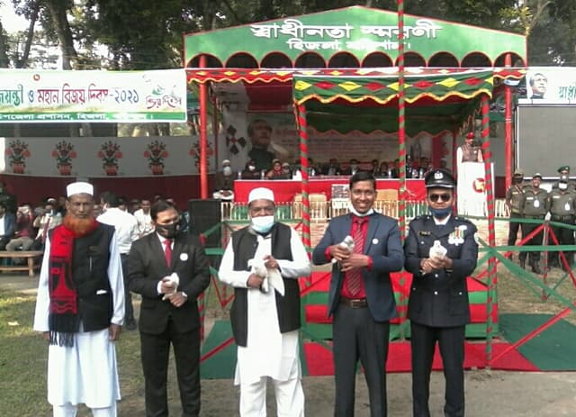 হিজলায় যথাযোগ্য মর্যাদায় মহান বিজয় দিবস উদযাপন