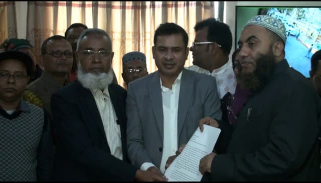 মাদারীপুরে গ্যাস সংযোগ স্থাপনের দাবিতে স্মারকলিপি প্রদান