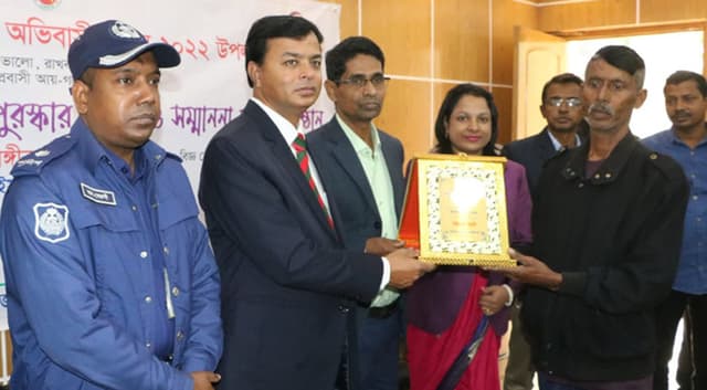 বরিশালে আন্তর্জাতিক অভিবাসী দিবস উদযাপন