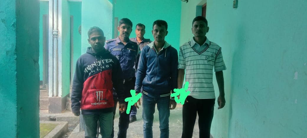 নোয়াখালীতে মিছিল থেকে বিএনপির ৩ নেতা গ্রেপ্তার