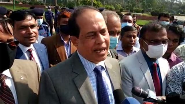 নির্বাচন কেন্দ্র করে কোনো চাপ নেই: সিইসি