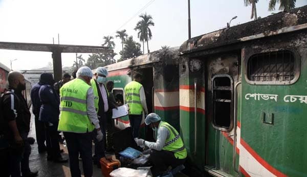 ট্রেনে অগ্নিকান্ডে জড়িতদের নাম জানা গেছে : হারুন