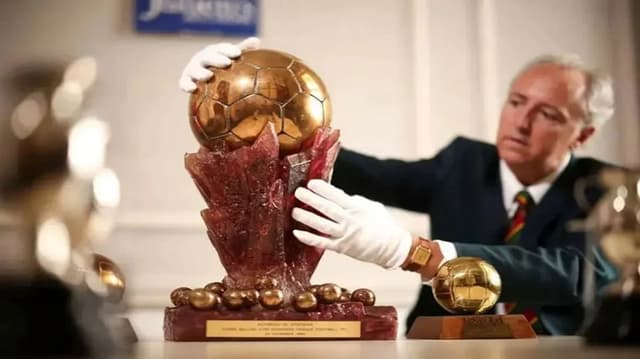 সুপার ব্যালন ডি’অর পাচ্ছেন মেসি