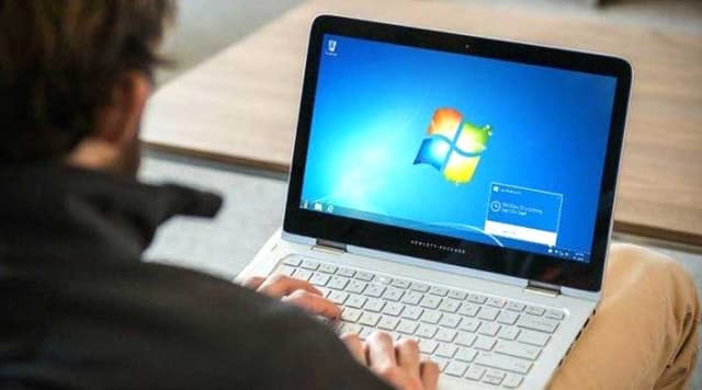 শীঘ্রই বন্ধ হচ্ছে Windows 7 !