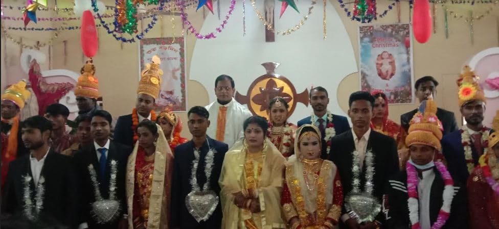 ঠাকুরগাঁওয়ে  ১৪ জোড়া যৌতুকবিহীন বিয়ে সম্পন্ন