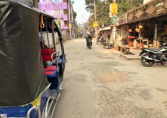 কুষ্টিয়ার পৌর সড়ক গুলোর নাম ভোগান্তি