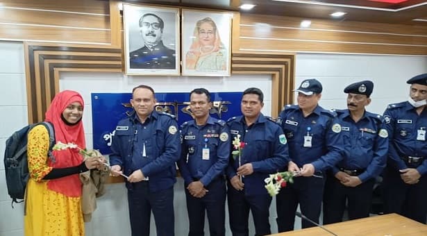 পুলিশ কনস্টেবল পদে যোগ দিলেন সেই আসপিয়া
