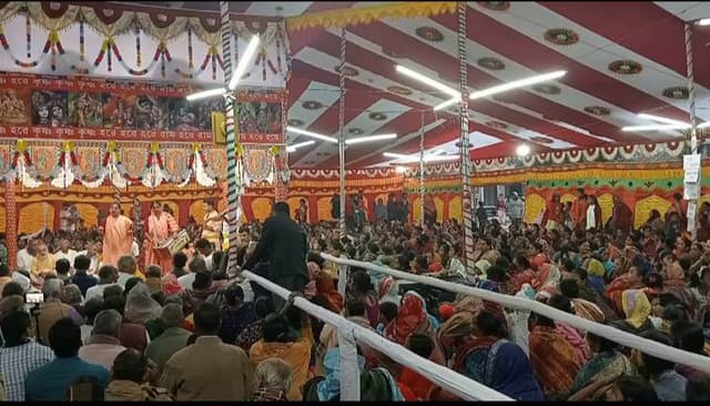 ডাসারের শশিকরে চলছে ৩ দিন ব্যাপি শ্রী কৃষ্ণের নামকীর্তন
