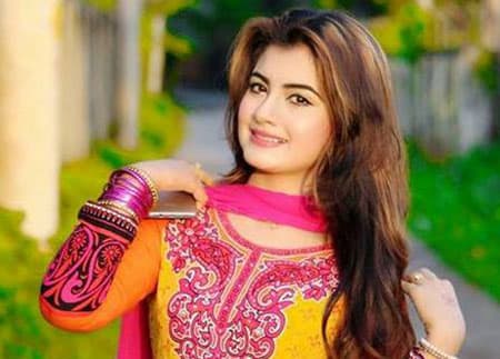 যার চরিত্র ঠিক থাকে না, তার সাথে সংসার হয় না: সুবাহ