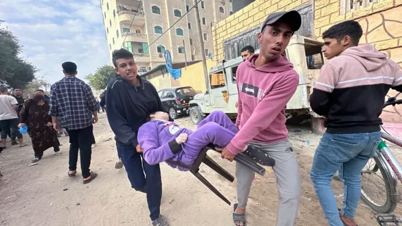 গাজার রাফাহতে আবাসিক ভবনে বোমা হামলা, নিহত অন্তত ২০