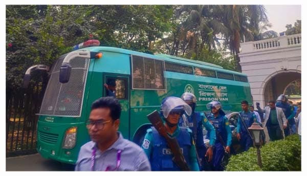 টিএফআই সেল ও ‘আয়নাঘর’ গুম-নির্যাতন: ট্রাইব্যুনালে ১৩ সেনা কর্মকর্তা হাজির