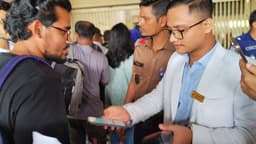ট্রেনের টিকিট কালোবাজারি রোধে বিশেষ অভিযান