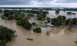 আগামী আটচল্লিশ ঘণ্টায় নয় জেলায় বন্যা পরিস্থিতির অবনতির শঙ্কা