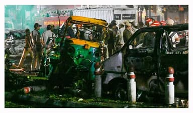 দিল্লিতে ভয়াবহ বিস্ফোরণে নিহত ১৩, ভারত জুড়ে সতর্কতা জারি