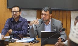 ভিজিএফ কার্ড বিতরণে সর্বোচ্চ স্বচ্ছতা নিশ্চিত করতে হবে- এমপি মাহবুব আলম