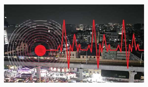 আবার ভূমিকম্পে কাঁপল ঢাকা, বাড়ছে শঙ্কার চাপ