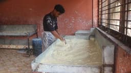 অস্বাস্থ্যকর পরিবেশে সেমাই উৎপাদন, জরিমানার পরও বন্ধ হয়নি কারখানা