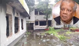 ঝালকাঠিতে প্রভাবশালী রাজনীতিবিদ আমুর বাসভবন এখন ময়লার ভাগাড়