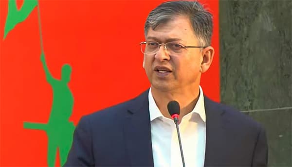 হাসিনা কার্ড খেললে বন্ধুত্বপূর্ণ সম্পর্ক সম্ভব নয়: স্বরাষ্ট্রমন্ত্রী