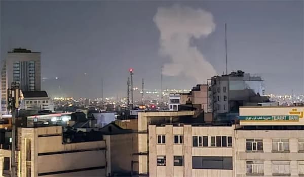 ইরান যুক্তরাষ্ট্র ইসরায়েল সংঘাতে মধ্যপ্রাচ্য জ্বলছে