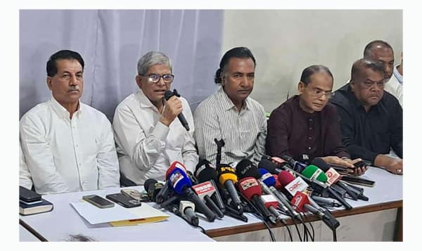 বাংলাদেশে নৈরাজ্য সৃষ্টির অপচেষ্টা চলছে: মির্জা ফখরুল