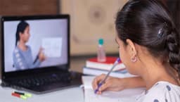 বৈশ্বিক জ্বালানি সংকট মোকাবিলায় শিক্ষায় অনলাইন ক্লাস চালুর উদ্যোগ