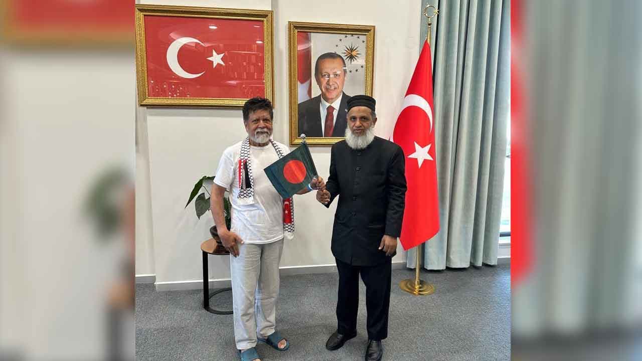 ইসরায়েলি কারাগার থেকে মুক্ত শহিদুল আলম এখন তুরস্কে