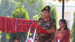 খেটে খাওয়া মানুষের জন্য কাজই আমাদের অঙ্গীকার— সেনাপ্রধান