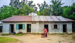 মৌলভীবাজারে চা-বাগানের ৬৯ প্রাঃ বিদ্যালয়ে শিক্ষাবঞ্চিত ৯ হাজার শিশু