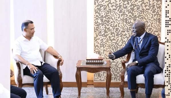 আইএলও মহাপরিচালকের সঙ্গে প্রধানমন্ত্রীর গুরুত্বপূর্ণ বৈঠক