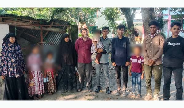 ভূরুঙ্গামারীতে অনুপ্রবেশের অভিযোগে ১১ রোহিঙ্গা আটক