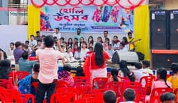 ফাল্গুনী পূর্ণিমায় রঙের উচ্ছ্বাসে মুখর পাহাড়ি জনপদ